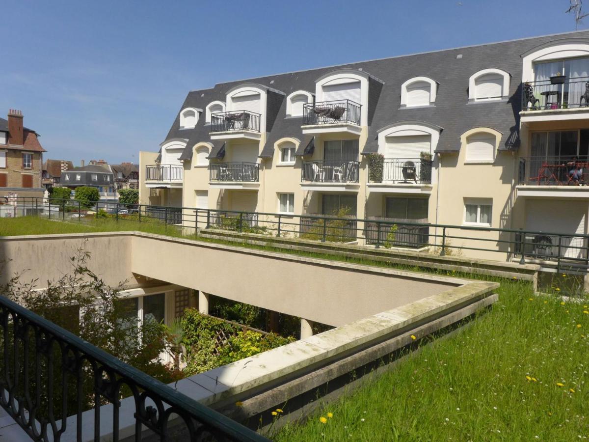 Apartment Montaigu By Interhome Cabourg Eksteriør billede